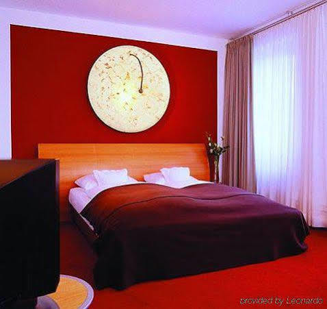 Hotel Elaya